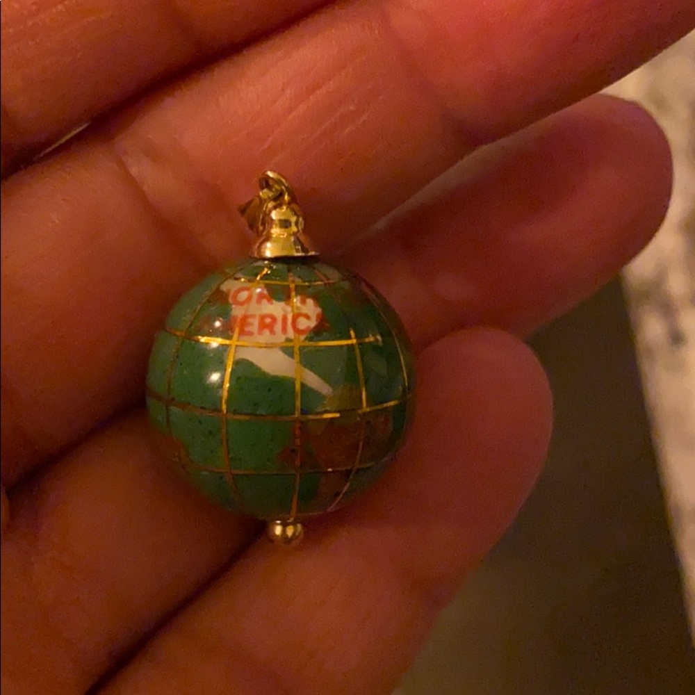 14k world charm